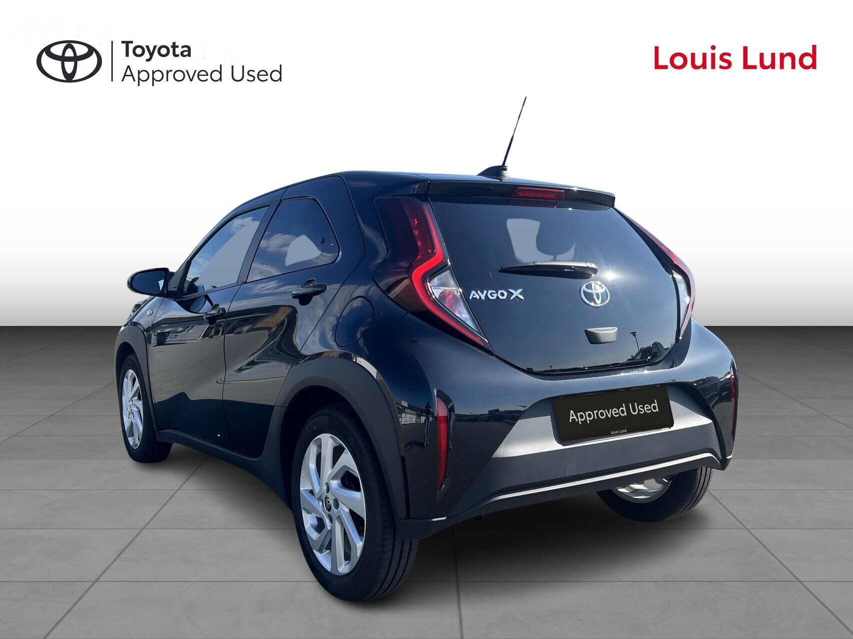 Sort Toyota Aygo X fra 2025