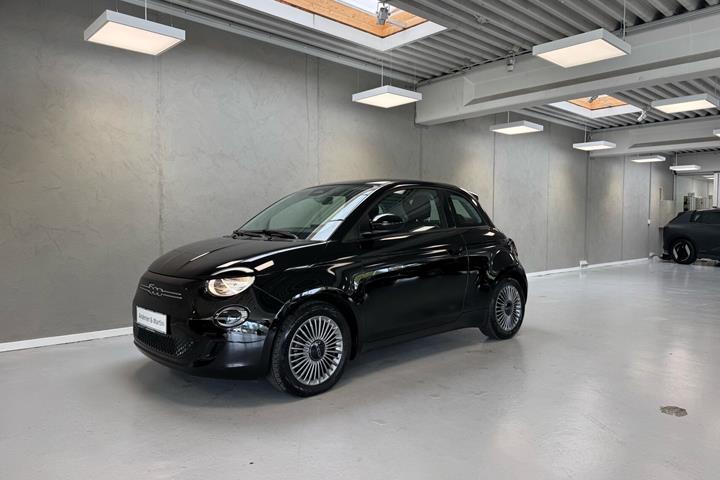 Sort Fiat 500e fra 2023