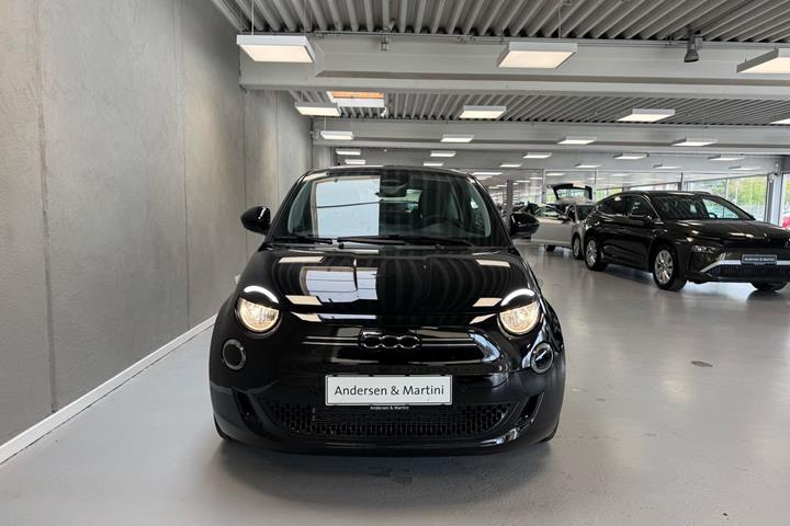 Sort Fiat 500e fra 2023