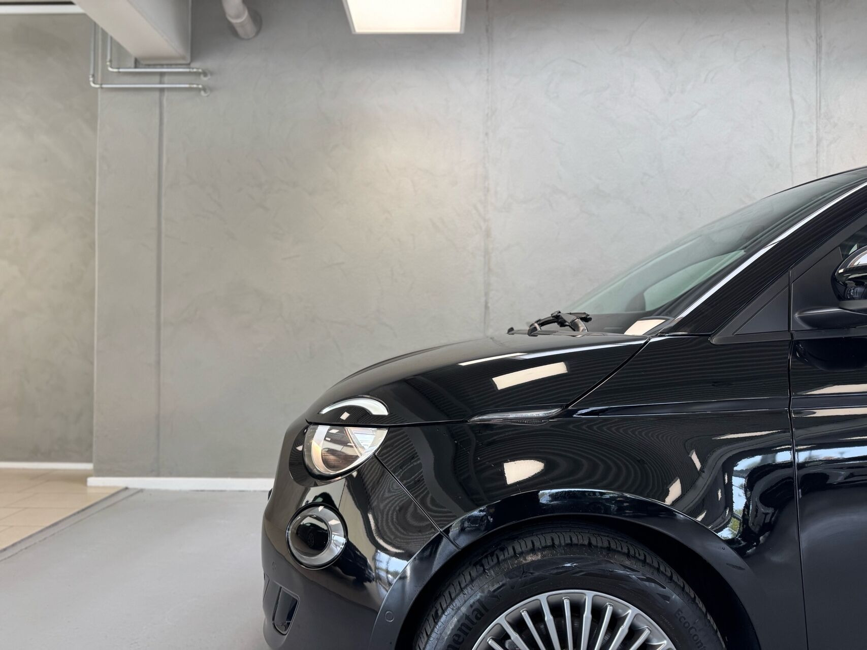 Sort Fiat 500e fra 2023