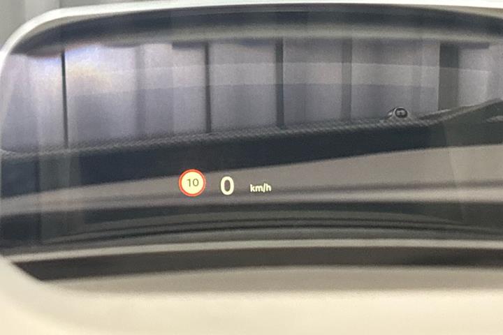 Hvid Mini Cooper fra 2023