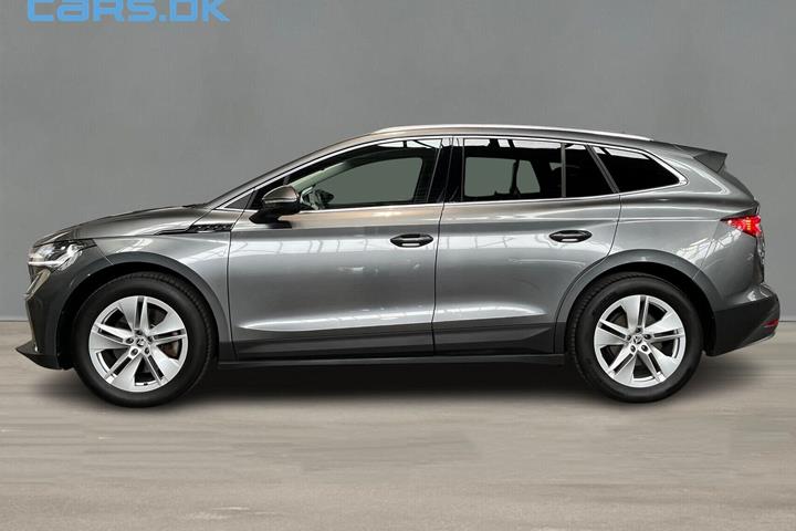 Grå Skoda Enyaq fra 2023