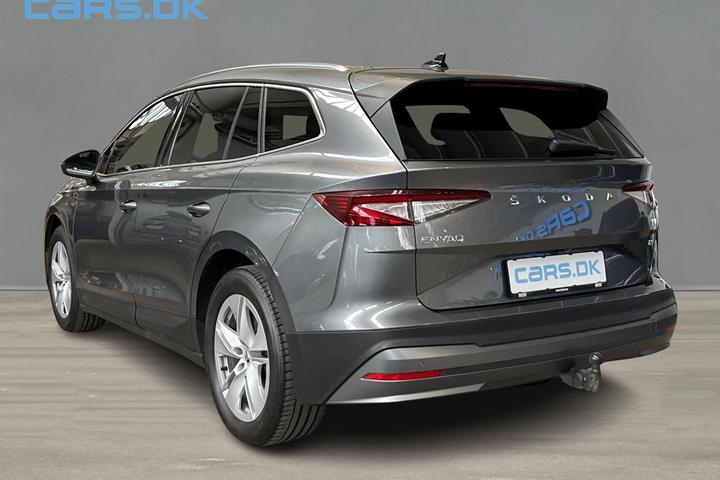 Grå Skoda Enyaq fra 2023