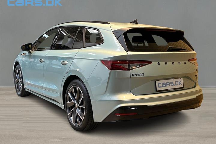 Sølv Skoda Enyaq fra 2023