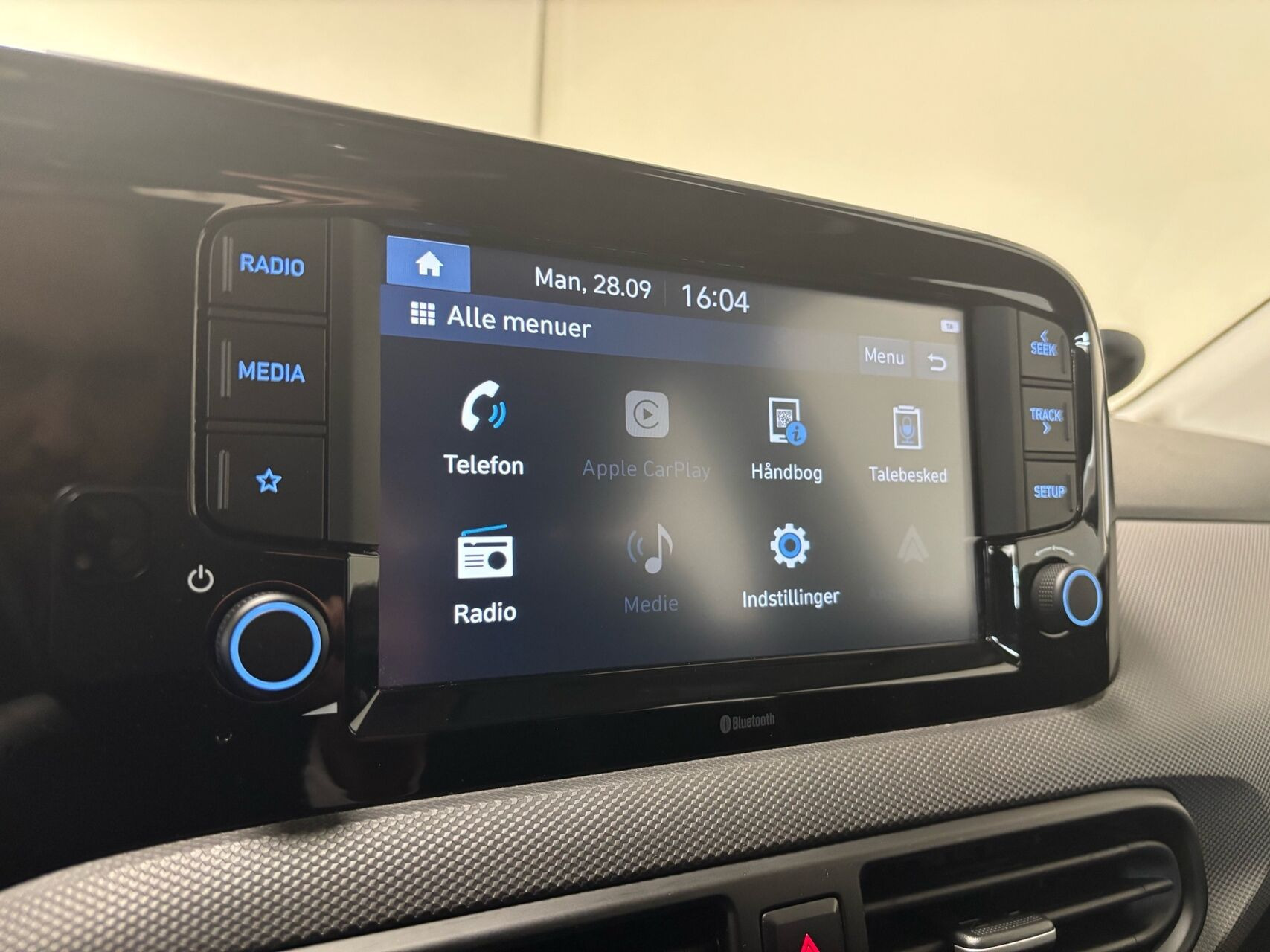 Hvid Hyundai i10 fra 2021