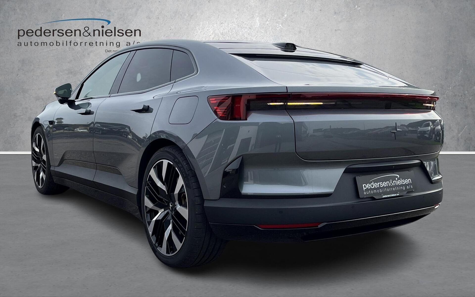 undefined Polestar 4 fra 2026