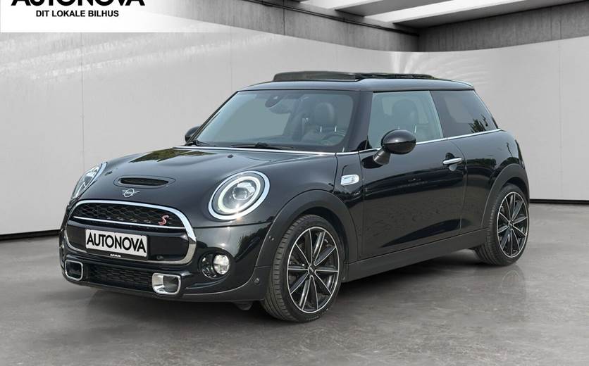 Mini Cooper 2,0 S Connected Essential 192HK 3d 6g