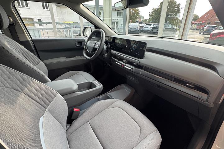 Hvid Kia EV3 fra 2025