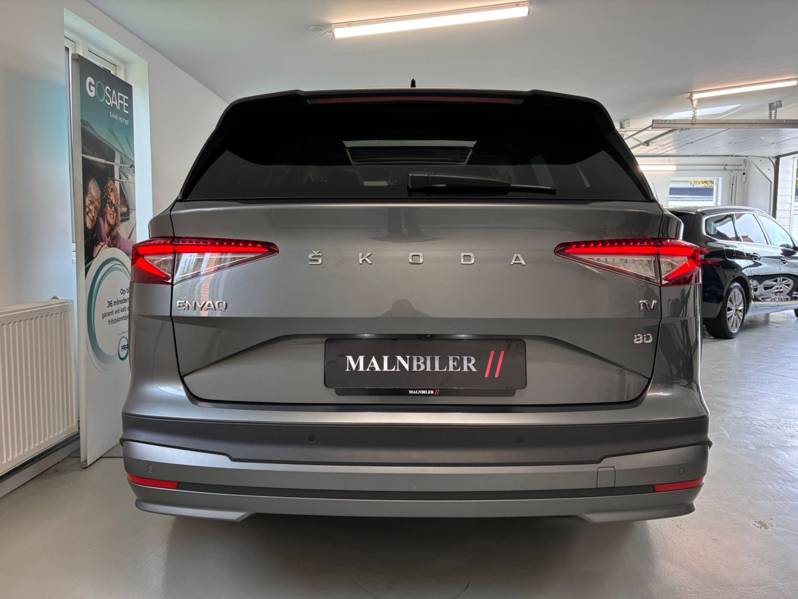 Grå Skoda Enyaq fra 2022