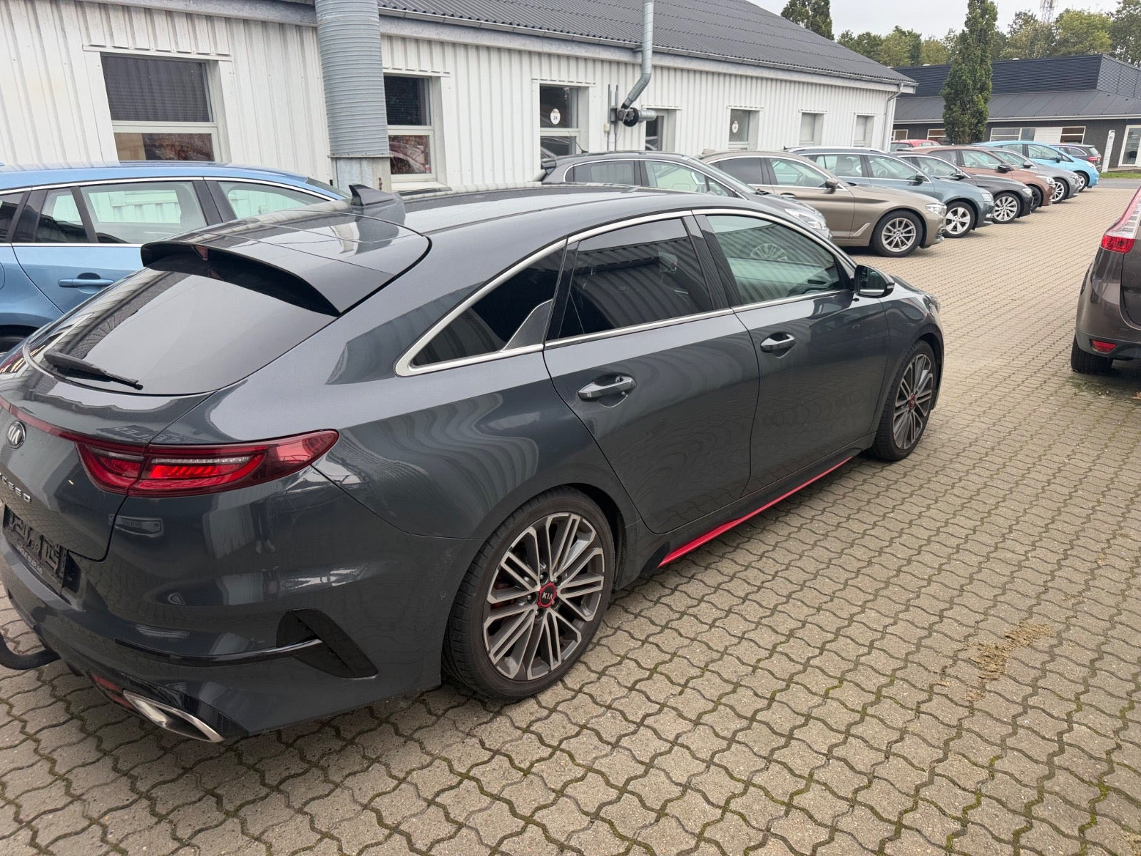 Grå Kia ProCeed fra 2019