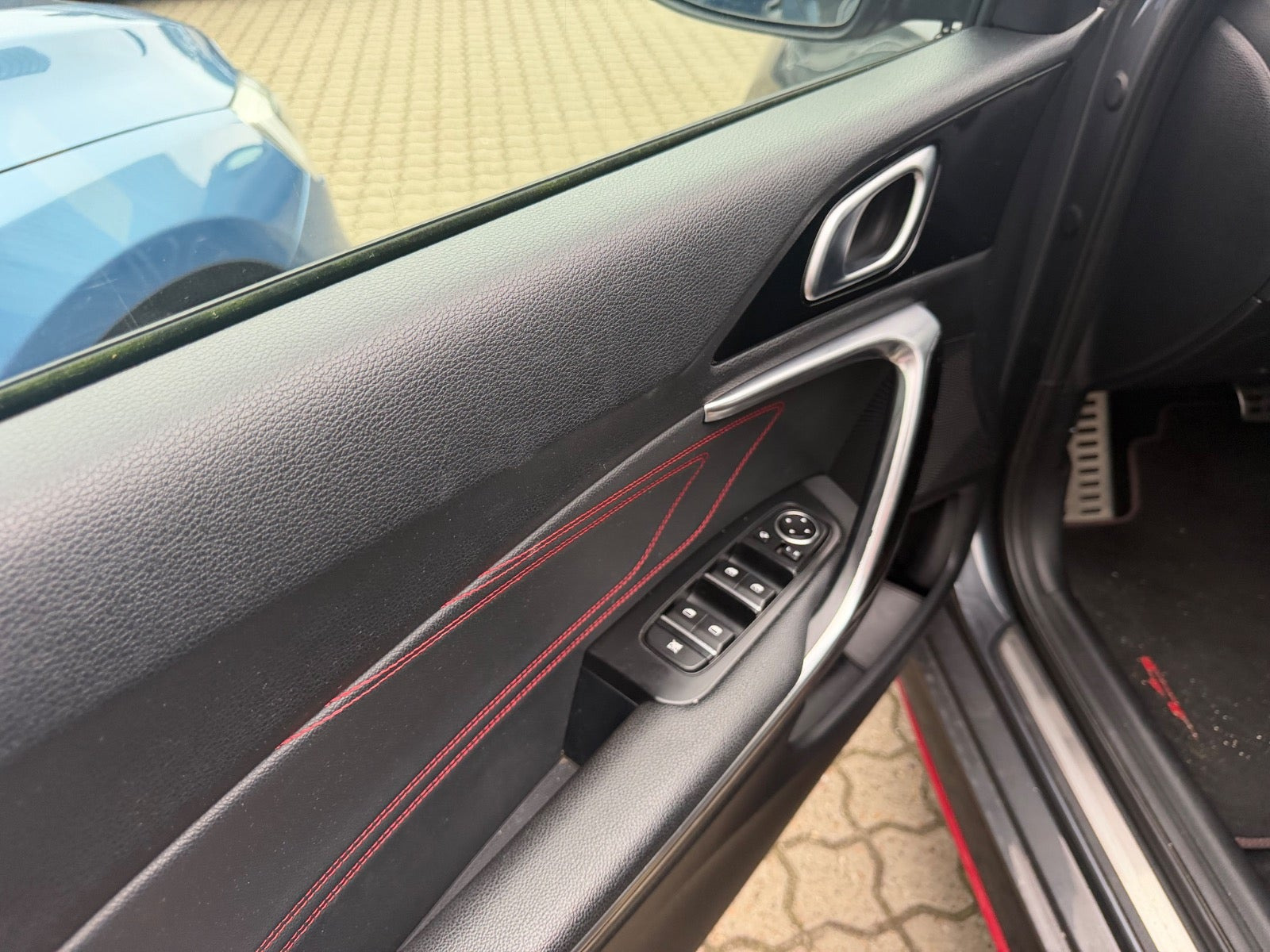 Grå Kia ProCeed fra 2019