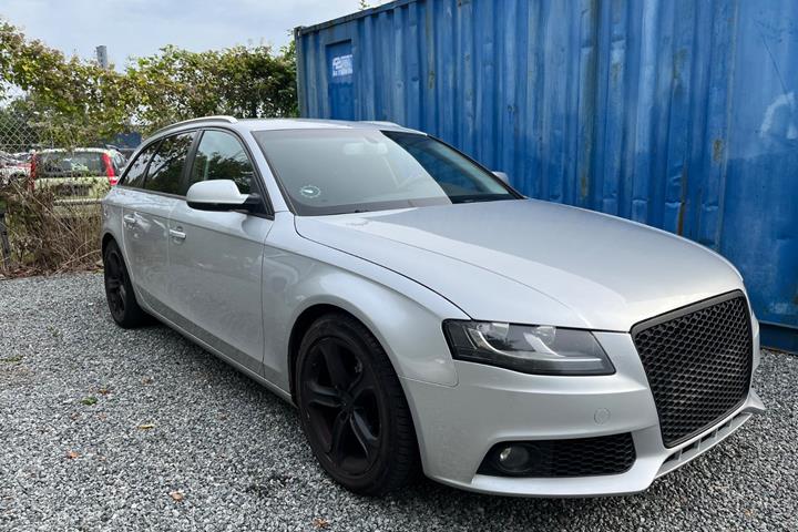 Sølv Audi A4 fra 2011