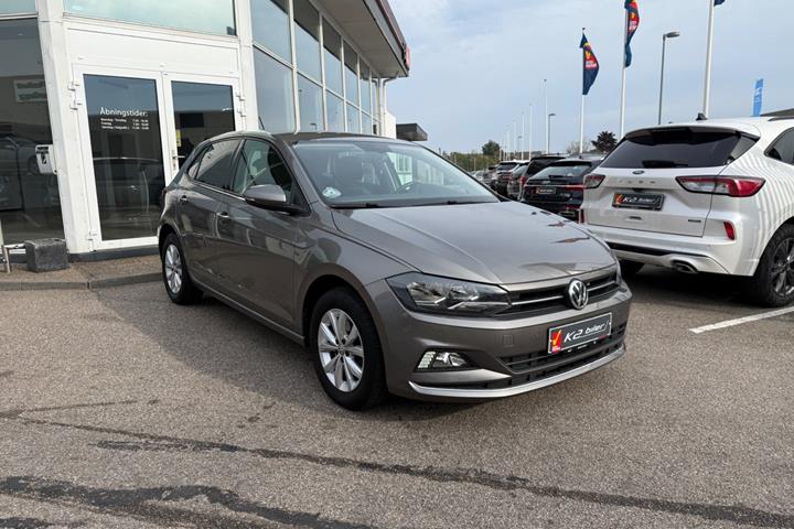 Grå VW Polo fra 2019
