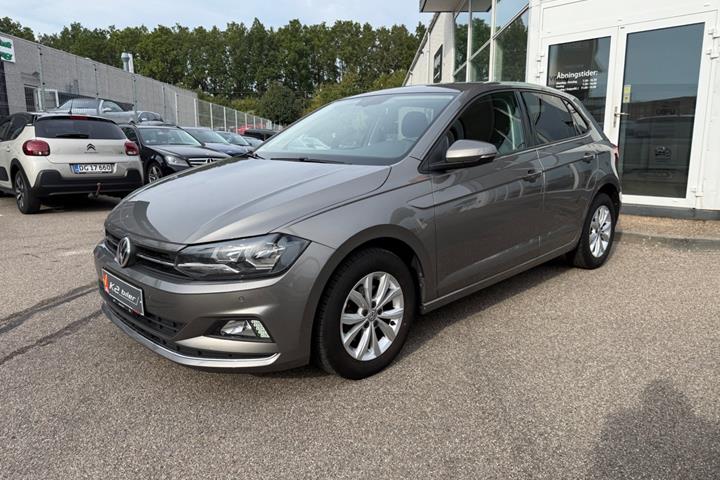 Grå VW Polo fra 2019