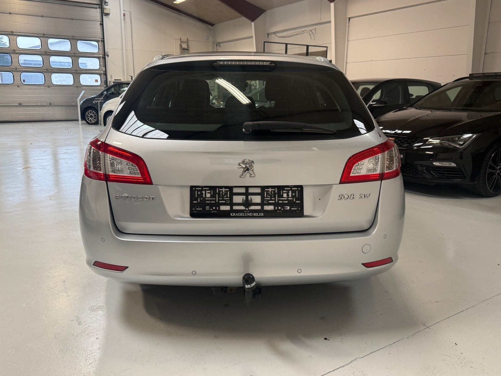 Grøn Peugeot 508 fra 2014