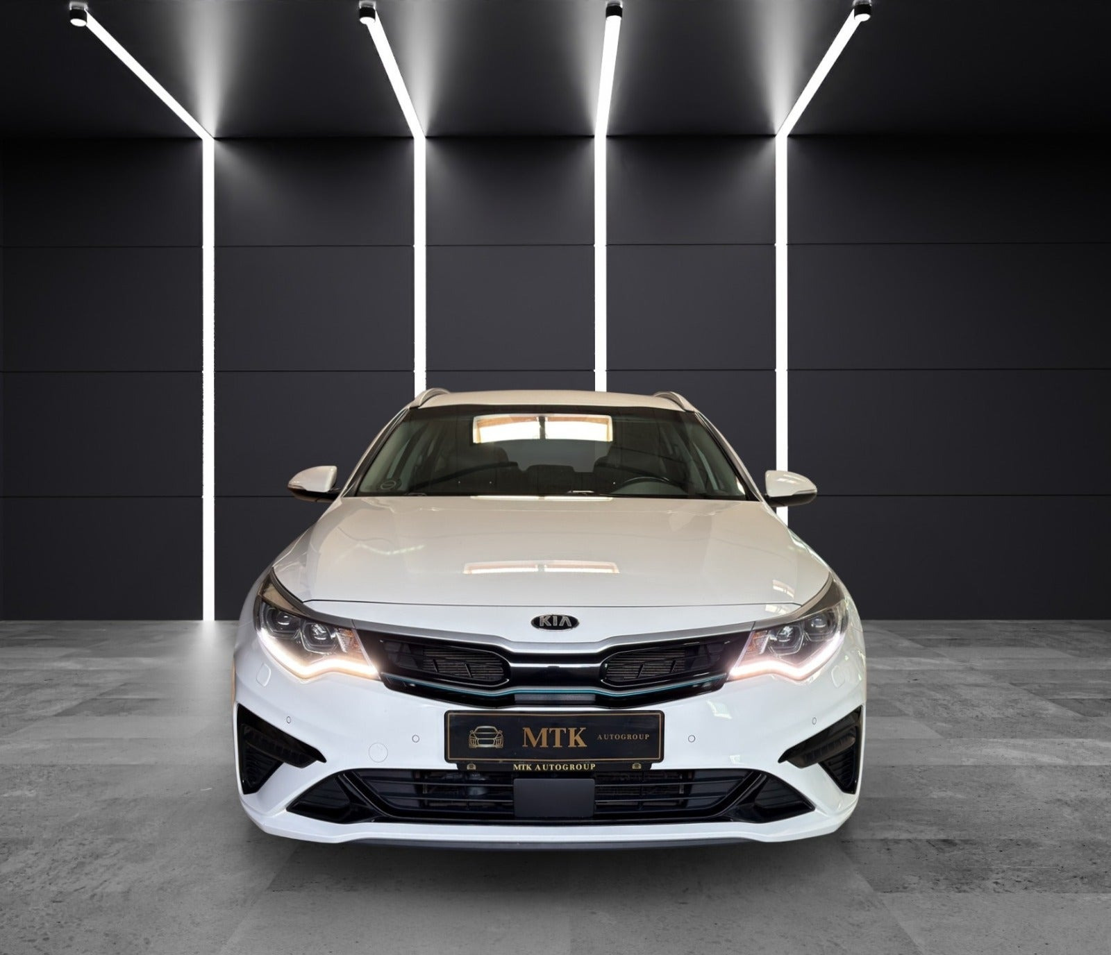 Hvid Kia Optima fra 2020