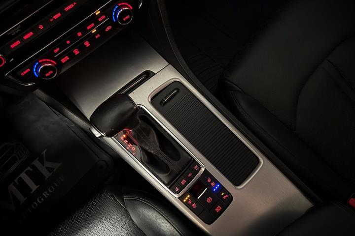 Hvid Kia Optima fra 2020