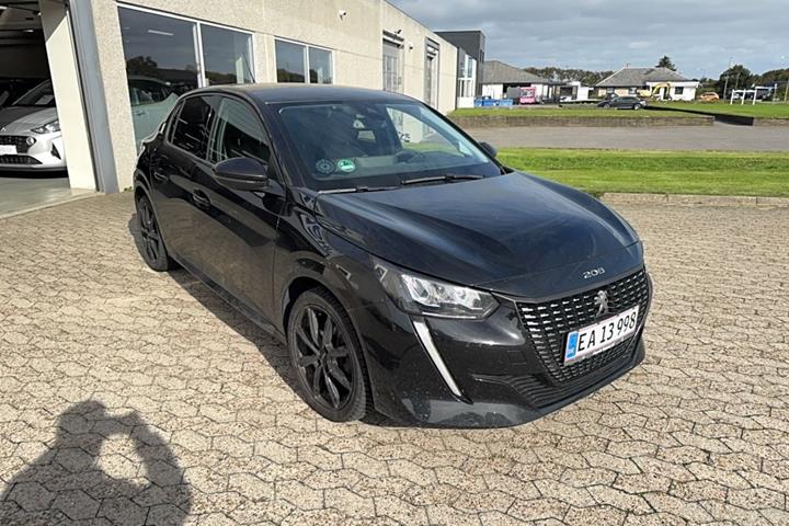 Sort Peugeot 208 fra 2023