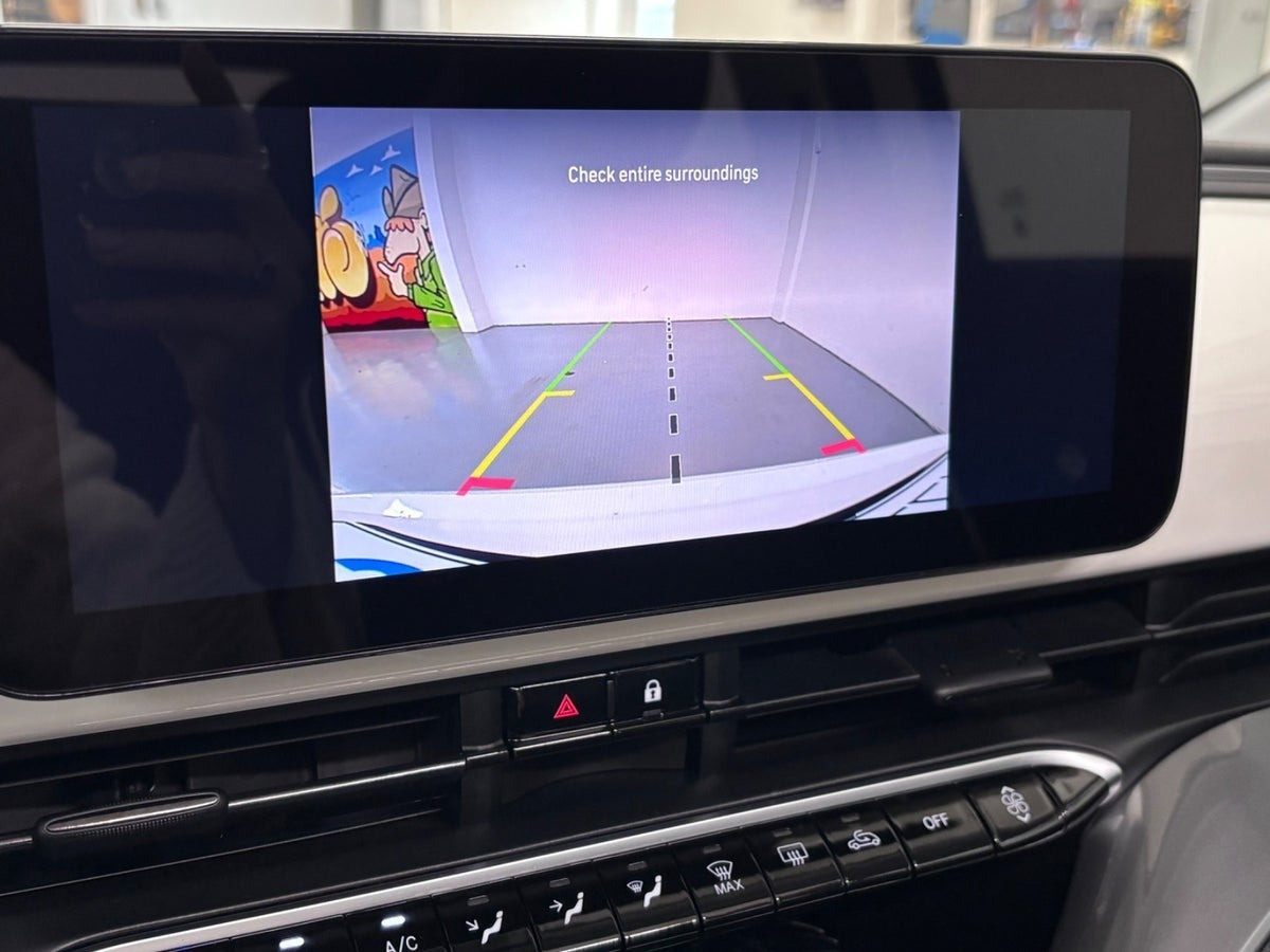 Hvid Fiat 500e fra 2023