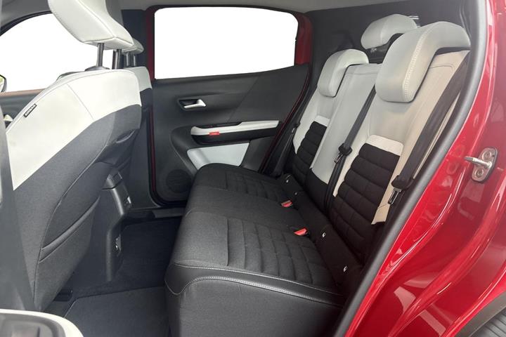 Rød Citroën e-C3 Aircross fra 2025