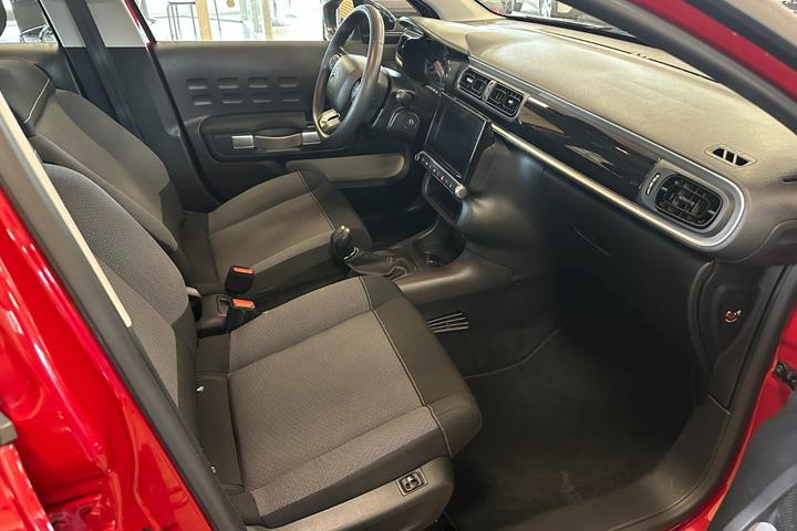 Rød Citroën C3 fra 2017