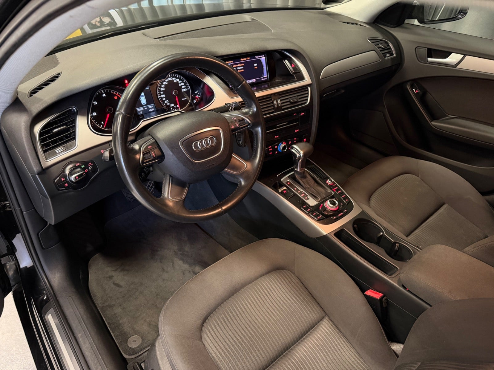 Sort Audi A4 fra 2012