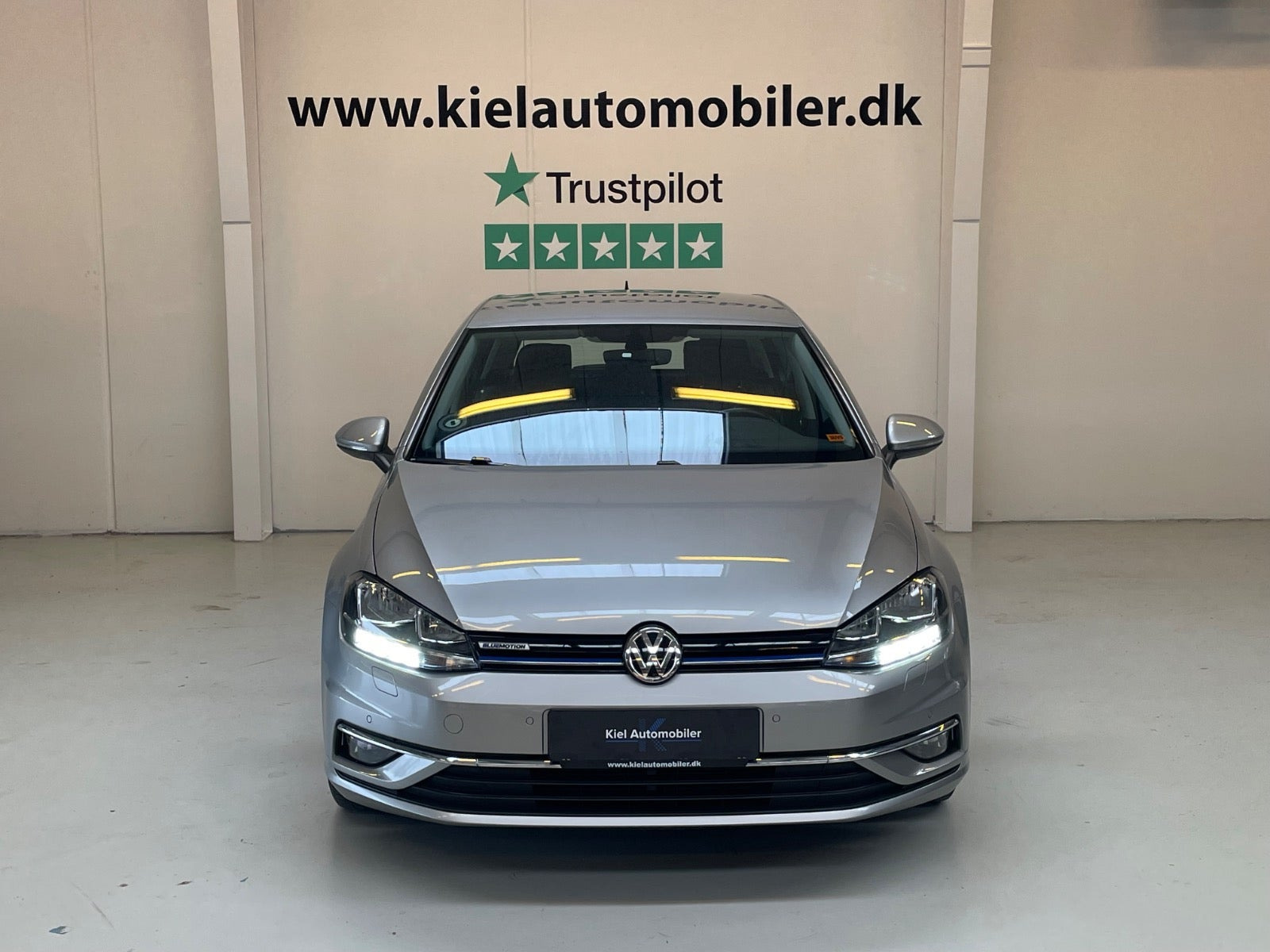 Sølv VW Golf VII fra 2019