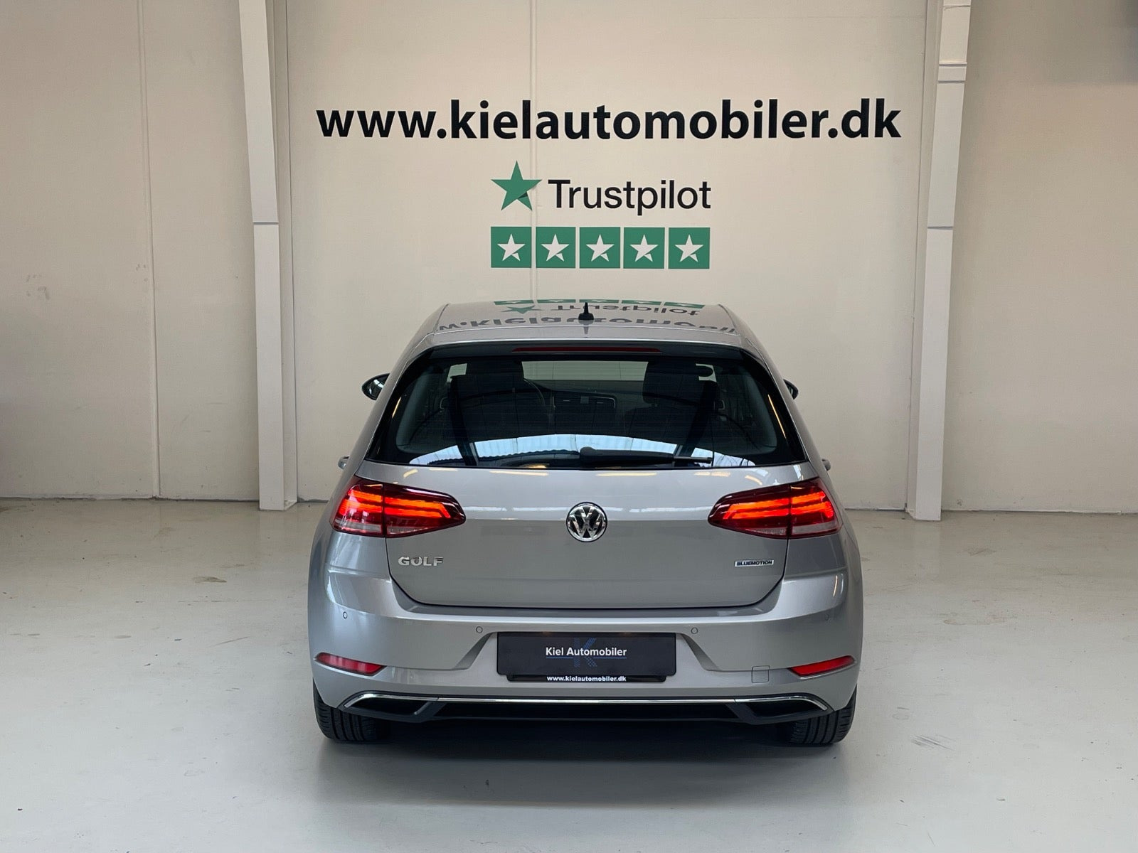 Sølv VW Golf VII fra 2019