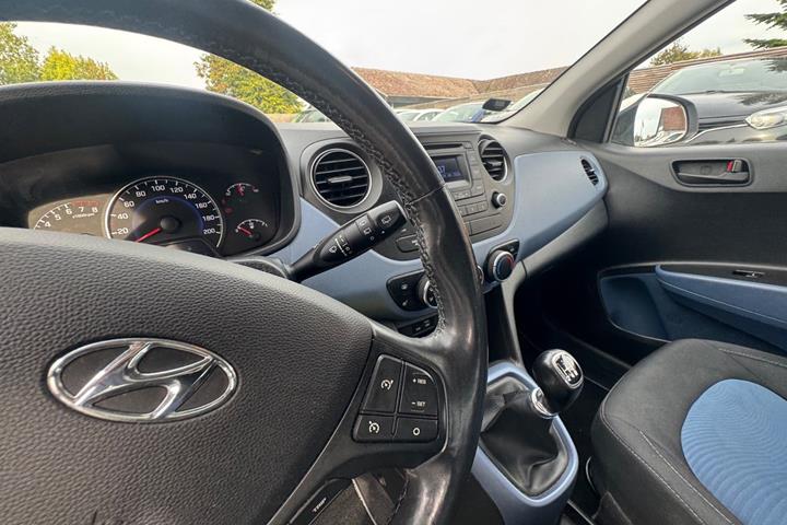 undefined Hyundai i10 fra 2014