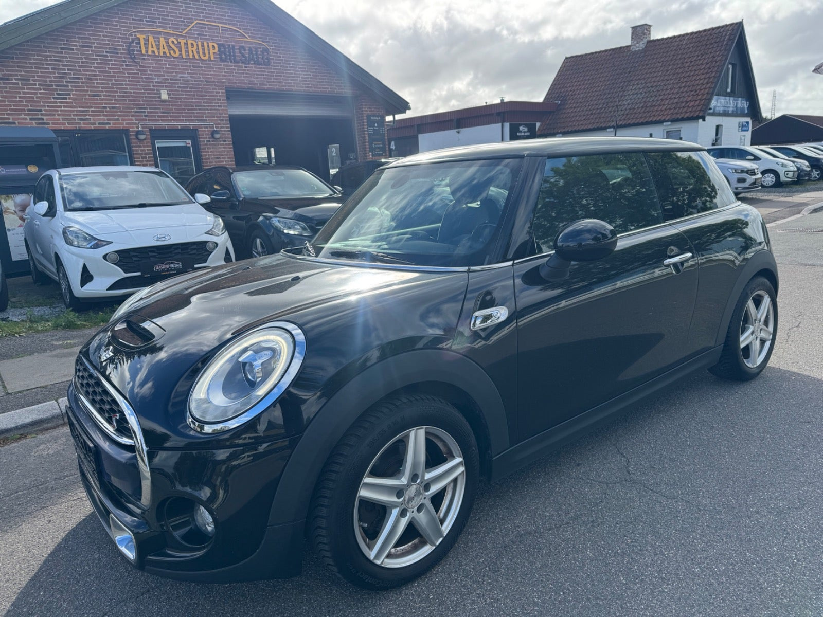 undefined Mini Cooper S fra 2016