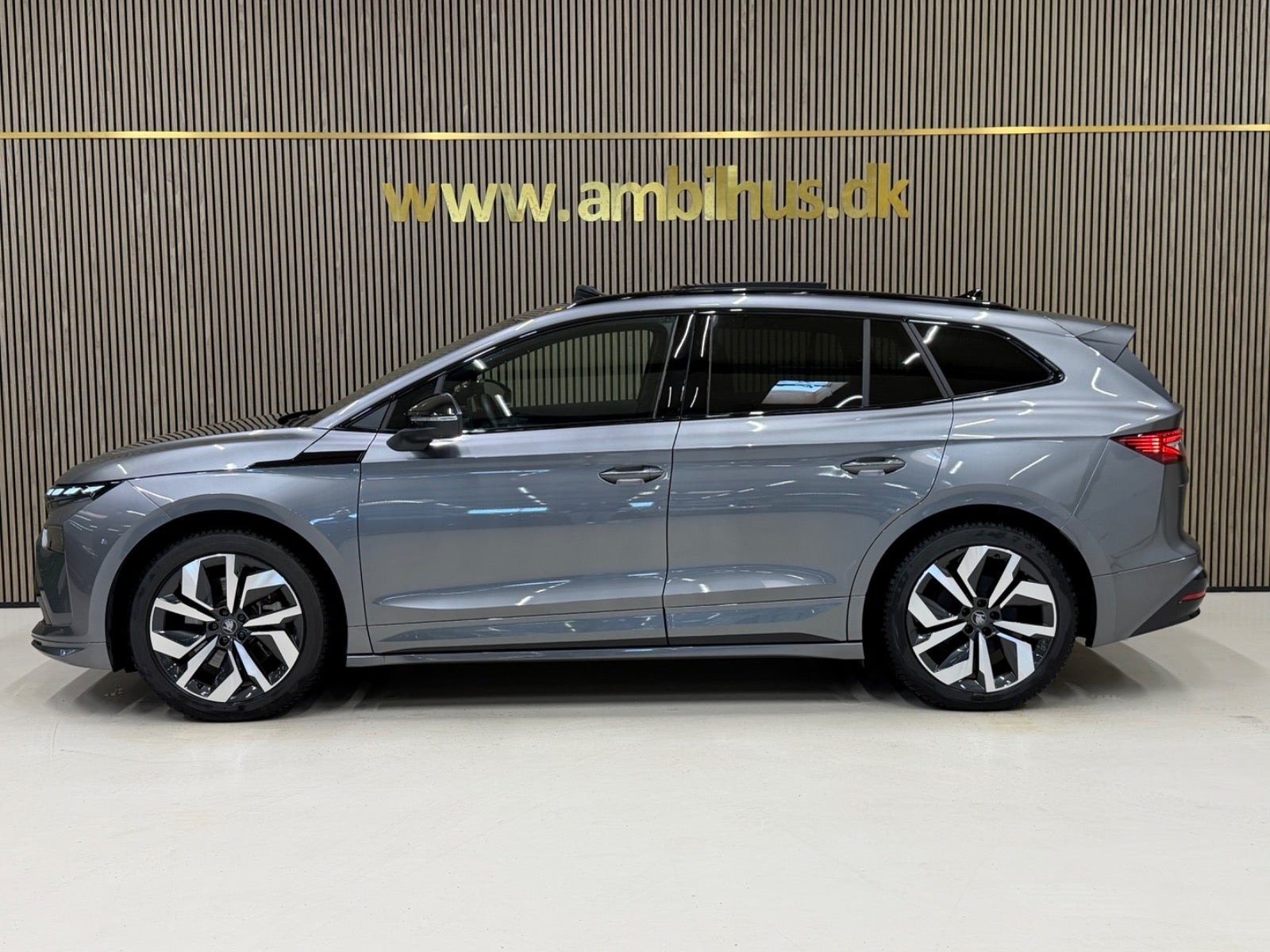 Grå Skoda Enyaq fra 2026