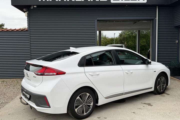 Hvid Hyundai Ioniq fra 2020