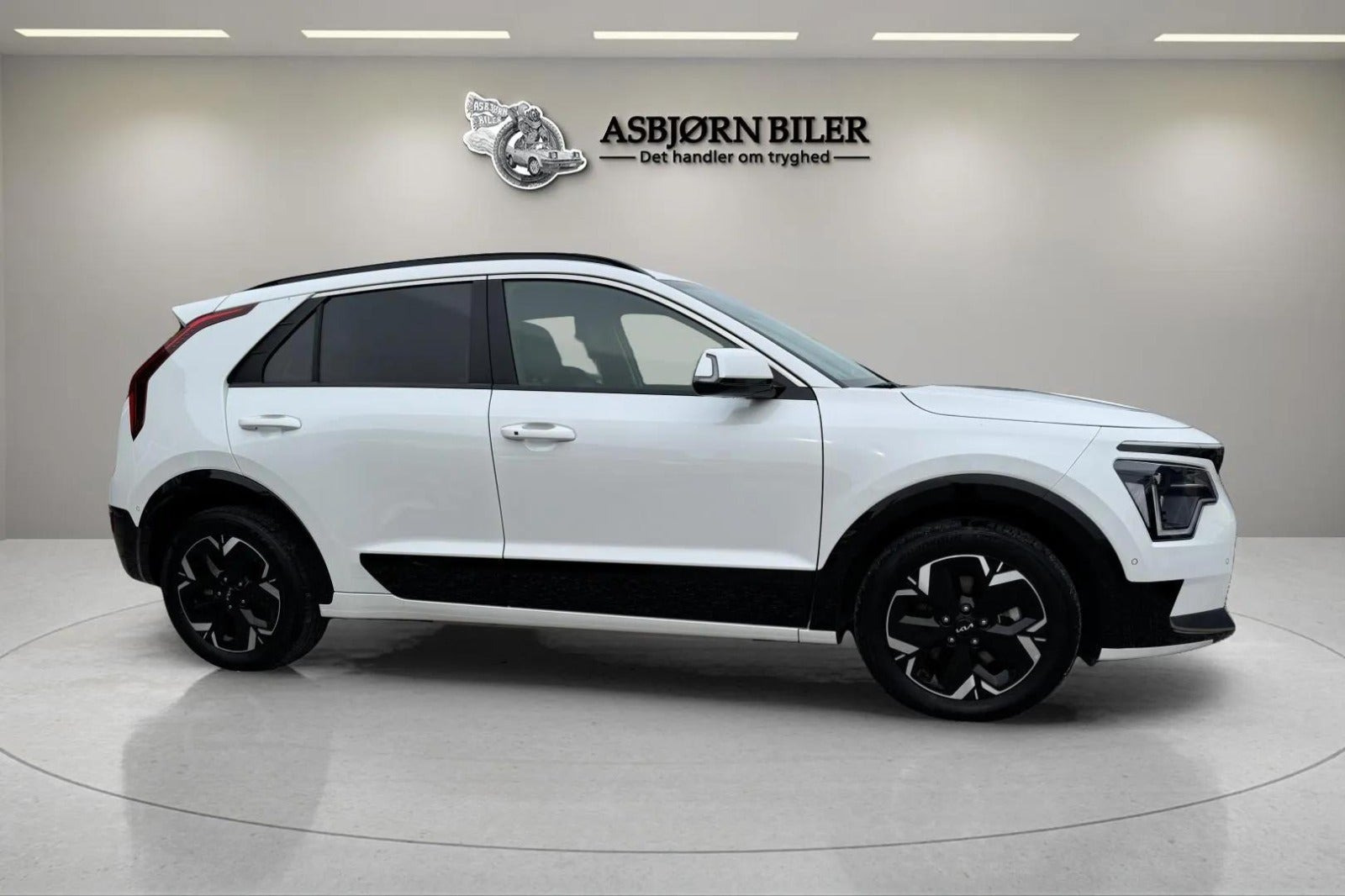 Hvid Kia Niro fra 2024
