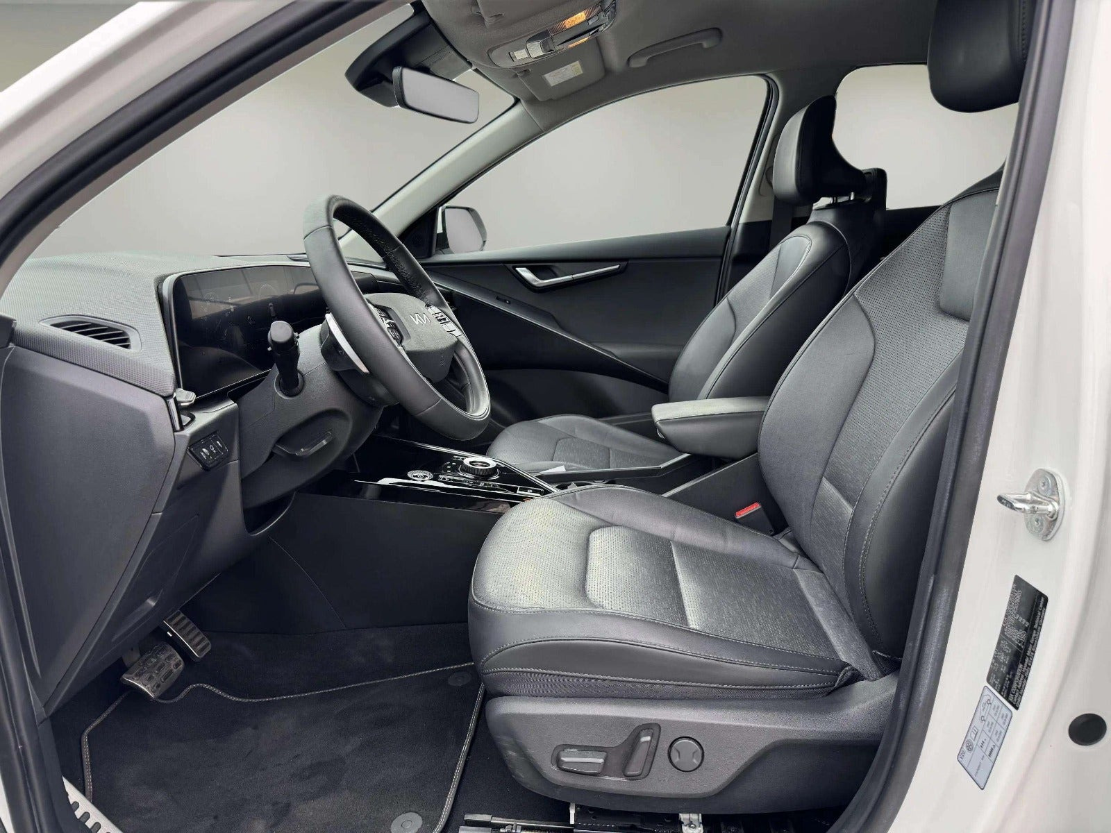 Hvid Kia Niro fra 2024