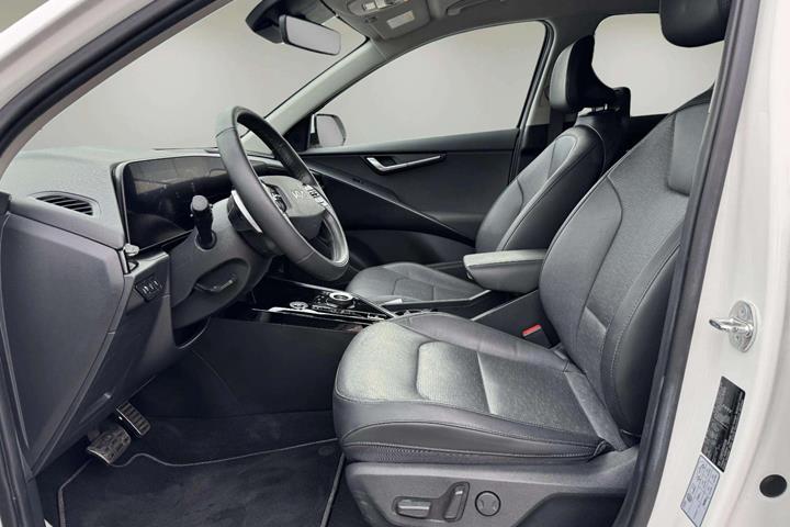 Hvid Kia Niro fra 2024