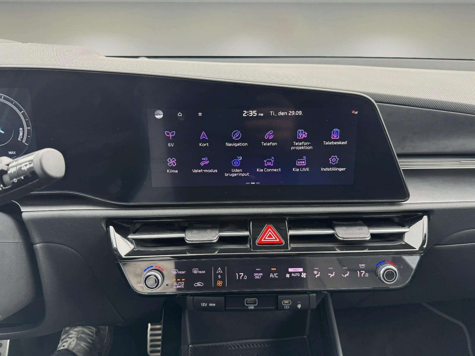 Hvid Kia Niro fra 2024
