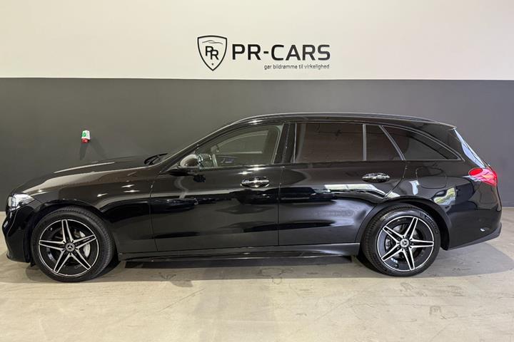 Sort Mercedes C300 e fra 2024