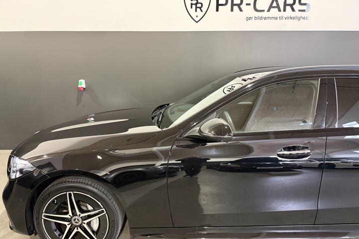 Sort Mercedes C300 e fra 2024