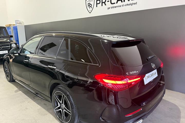 Sort Mercedes C300 e fra 2024