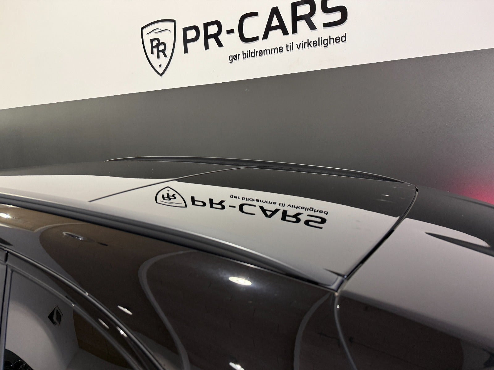 Sort Mercedes C300 e fra 2024