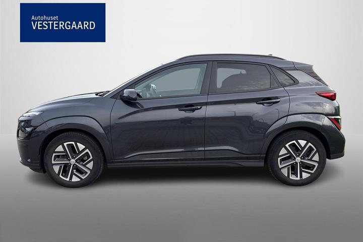 Grå Hyundai Kona fra 2021