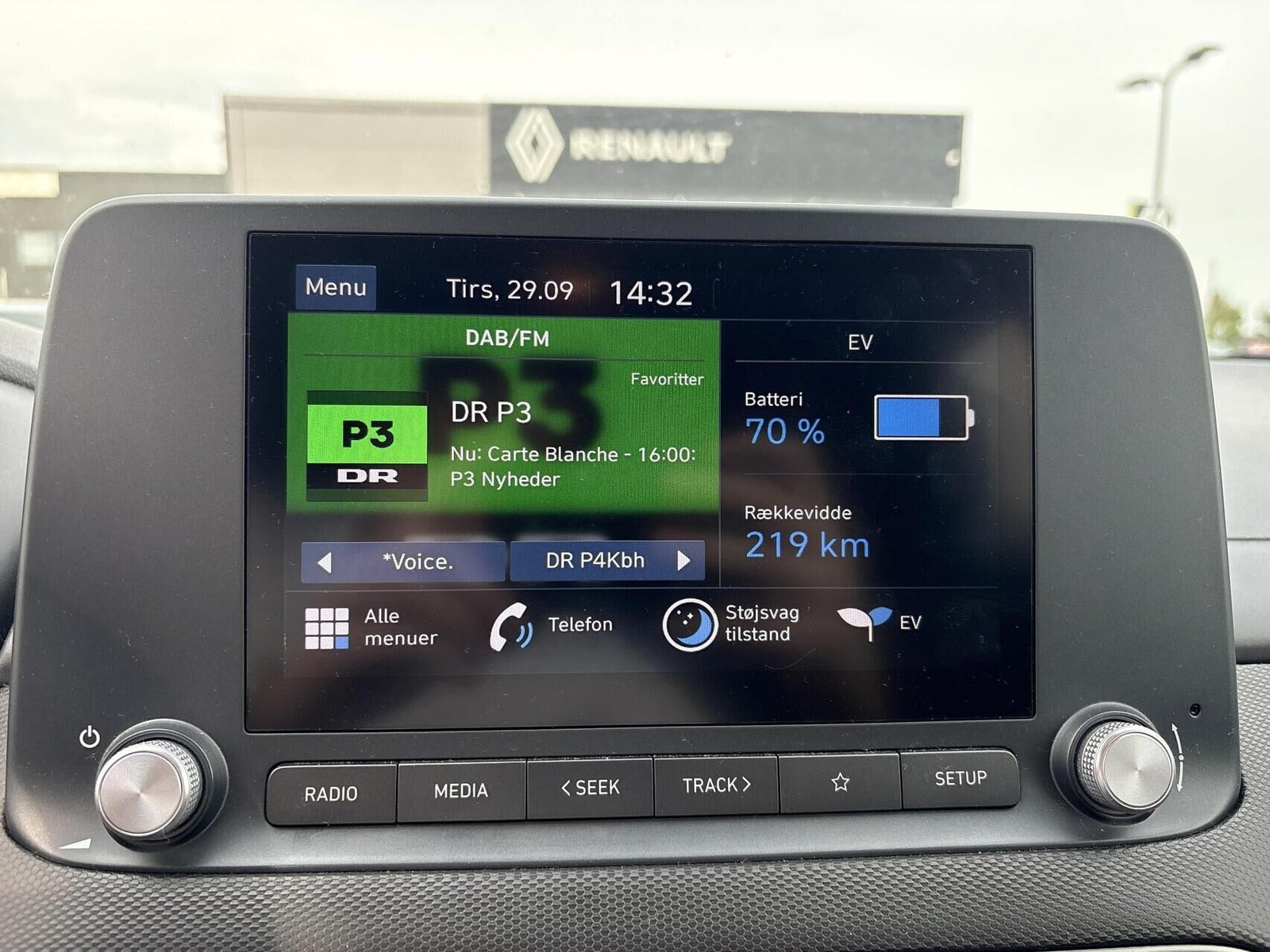 Grå Hyundai Kona fra 2021