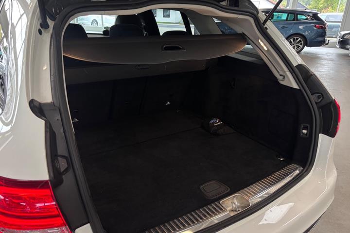 Hvid Mercedes C220 d fra 2018