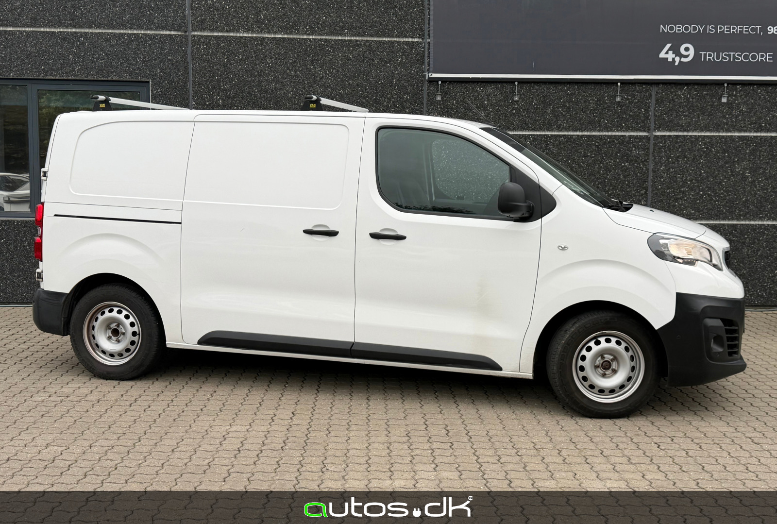 Hvid Peugeot e-Expert fra 2021