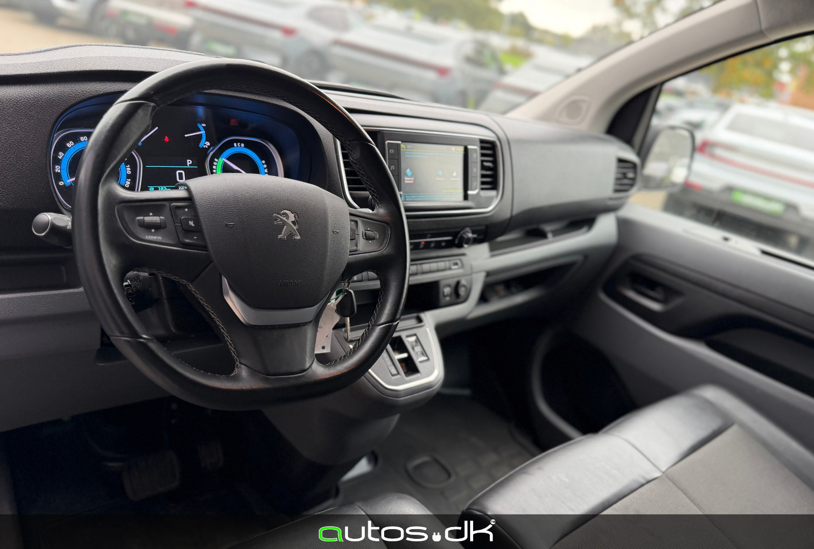 Hvid Peugeot e-Expert fra 2021