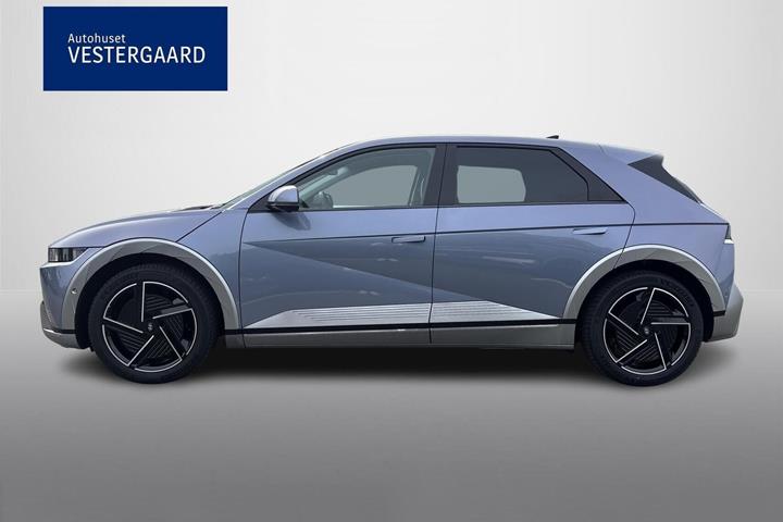 Blå Hyundai Ioniq 5 fra 2025