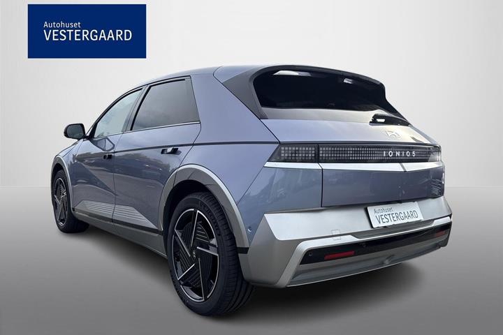 Blå Hyundai Ioniq 5 fra 2025