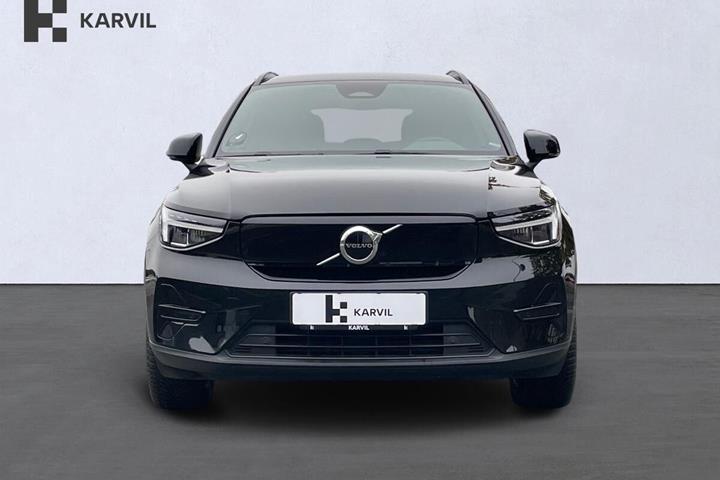 Sort Volvo XC40 fra 2023