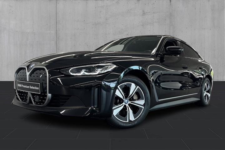 Sort BMW i4 fra 2023