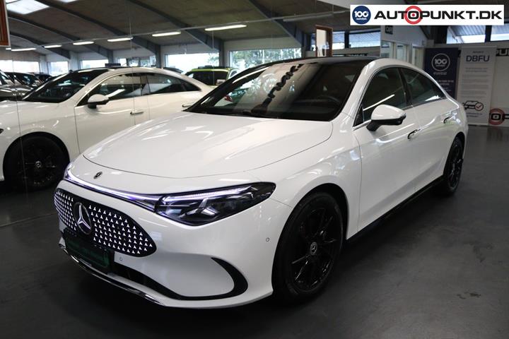 Hvid Mercedes CLA250+ fra 2025